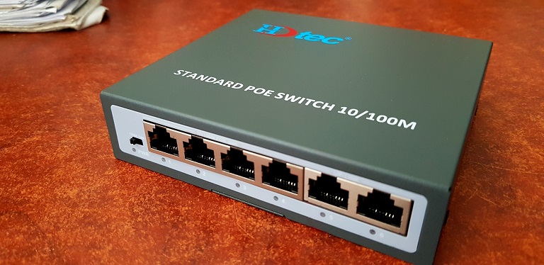 4-Port 10/100Mbps PoE Switch HDTEC