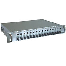 Khung giá 17 khe cắm Management Media Converter WINTOP YT-81/7-2A
