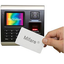 Máy chấm công và kiểm soát ra vào bằng vân tay SUPREMA BioStation BSM-OC